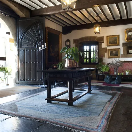 Hotel Museo Infantes Santillana del Mar