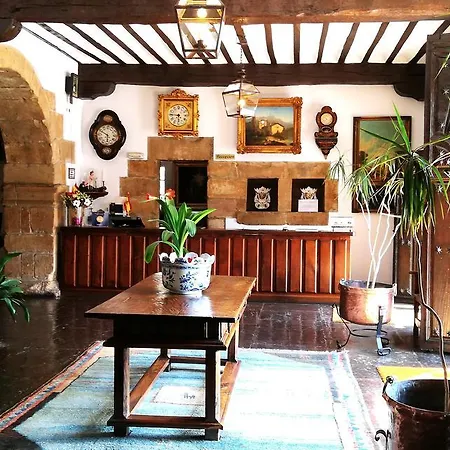 Hotel Museo Infantes 3*