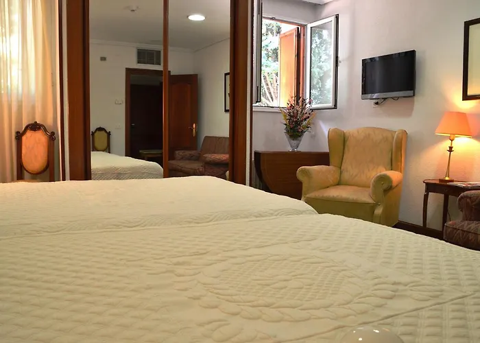 Hotel Museo Infantes 3*