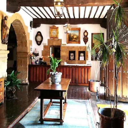 Hotel Museo Infantes 3*