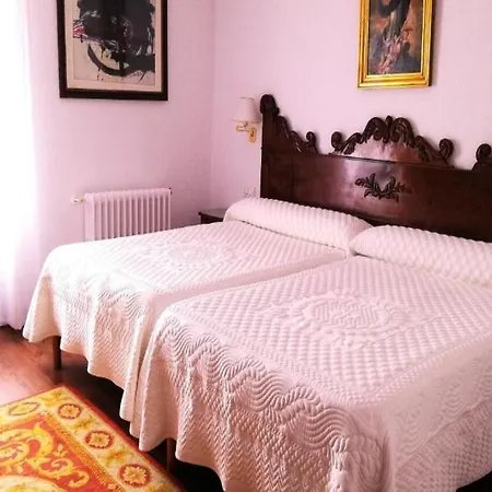 Hotel Museo Infantes