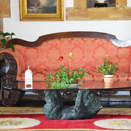 Hotel Museo Infantes