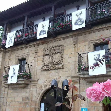 Hotel Museo Infantes 3*